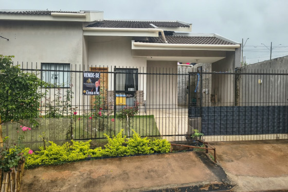 Casa à venda - 129m² - Umuarama-PR
