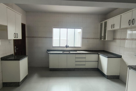 Casa à venda - 210m² - Umuarama-PR