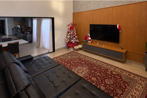 Sobrado à venda - 360m² - Zona VII, Umuarama-PR