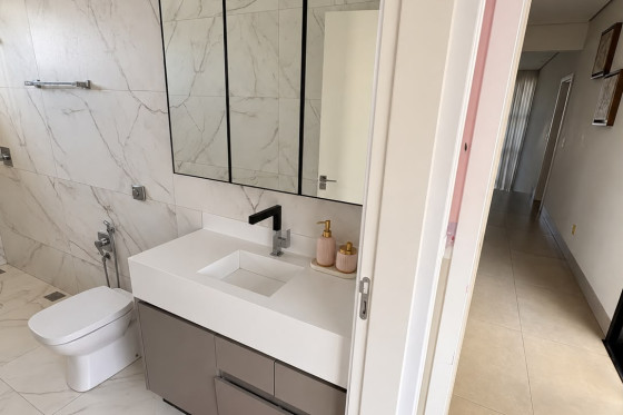 Sobrado à venda - 360m² - Zona VII, Umuarama-PR