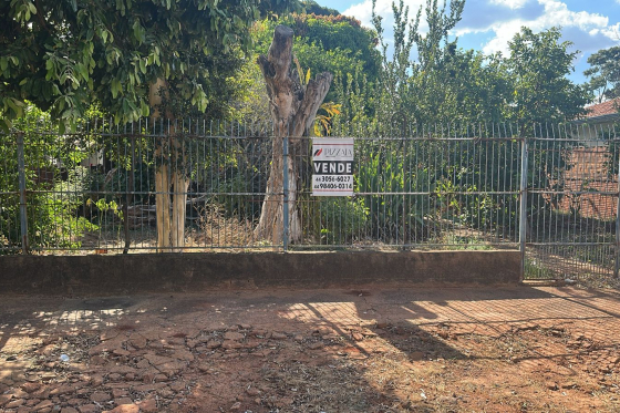Terreno à venda - 525m² - Umuarama-PR