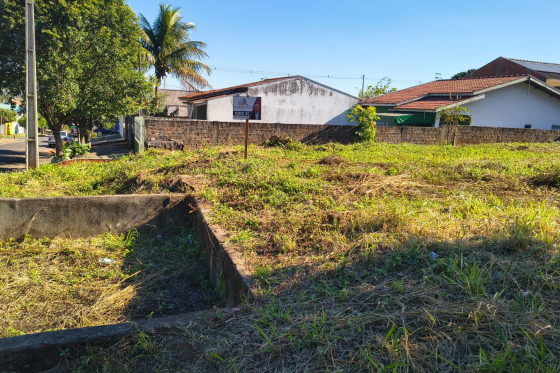 Terreno à venda - 401.70m² - Umuarama-PR