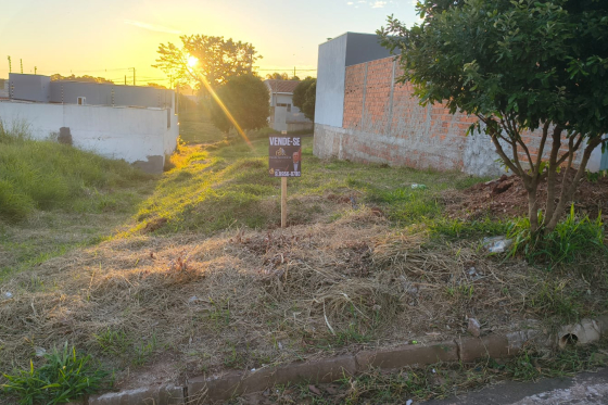 Terreno à venda - 171m² - Umuarama-PR
